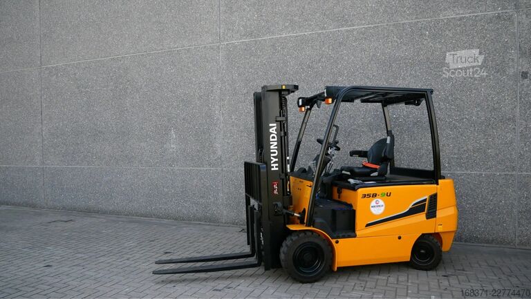 Iekrāvējs Hyundai 35B-9U