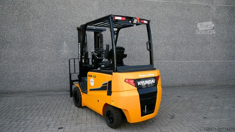 Iekrāvējs Hyundai 35B-9U