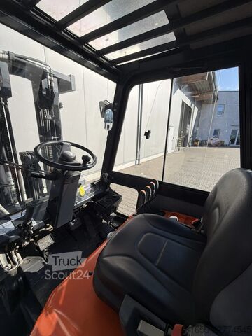 Wózki z silnikiem Diesla DOOSAN D30GP