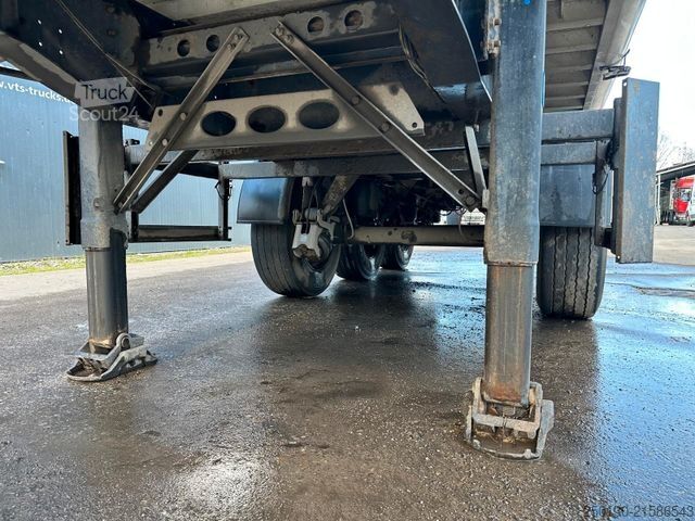 Sklopný návěs SCHMITZ CARGOBULL SKI2 SL 8.2 ALU-Getreidekipper Liftachse 44m³