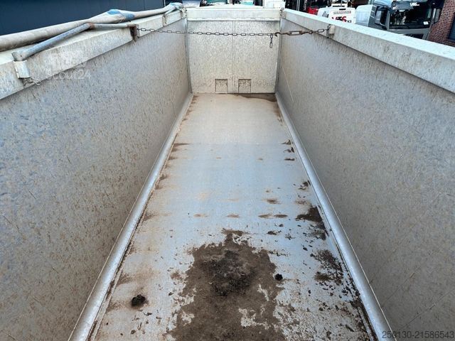 Sklopný návěs SCHMITZ CARGOBULL SKI2 SL 8.2 ALU-Getreidekipper Liftachse 44m³