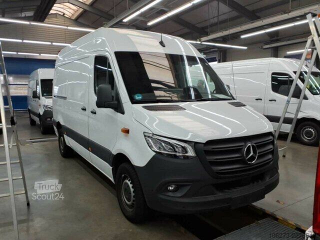 Fourgon Mercedes-Benz Sprinter 317 CDI,L2H2,Automatik,Kamera,Navi