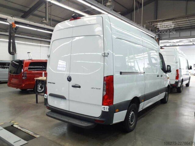Fourgon Mercedes-Benz Sprinter 317 CDI,L2H2,Automatik,Kamera,Navi