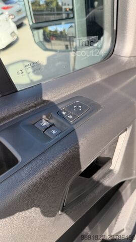 Nowy laweta platformowa. Plandex. renault master