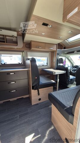 Półzintegrowany kamper 2024 Ford Transit Weinsberg Carasuite | Automatik | 5 Schlafplätze