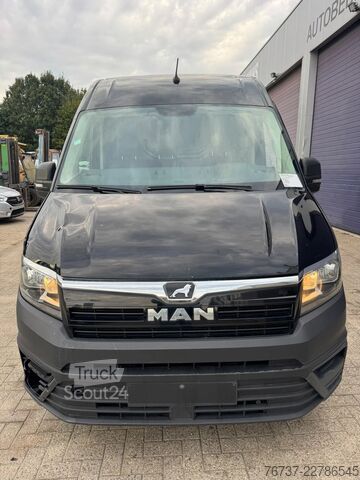 Furgon blaszak MAN TGE 3.140 **EURO 6B-BELGIAN ORIGINE