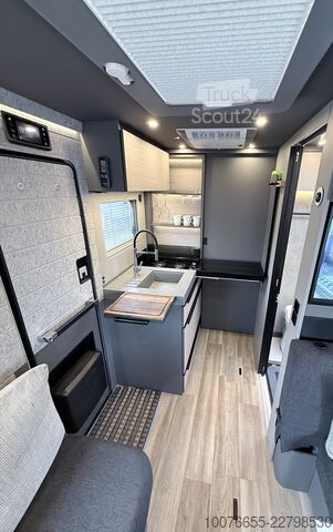 Entegre karavan Niesmann+Bischoff ISMOVE 6.9E