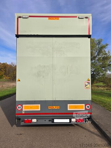 Ημιρυμουλκούμενο μεταφοράς αυτοκινήτων Rolfo Auriga Deluxe 121, geschlossen