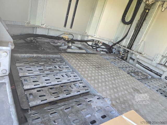 Ημιρυμουλκούμενο μεταφοράς αυτοκινήτων Rolfo Auriga Deluxe 121, geschlossen