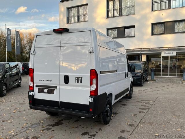 Minibus FIAT Ducato 35 L2H2 RüKa CarPlay Allwetter 7Zoll