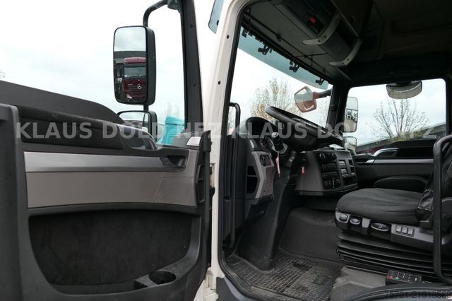 Flatbed truck with tarp MAN TGM 18.320 Pritsche Plane Kamera LBW Euro 6