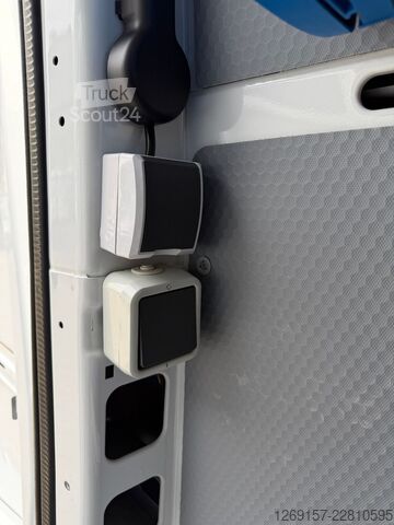 Komercijalno vozilo sa visokim krovom MERCEDES-BENZ Sprinter 314cdi Kasten L1H2 3,5t Werkstatt REGAL