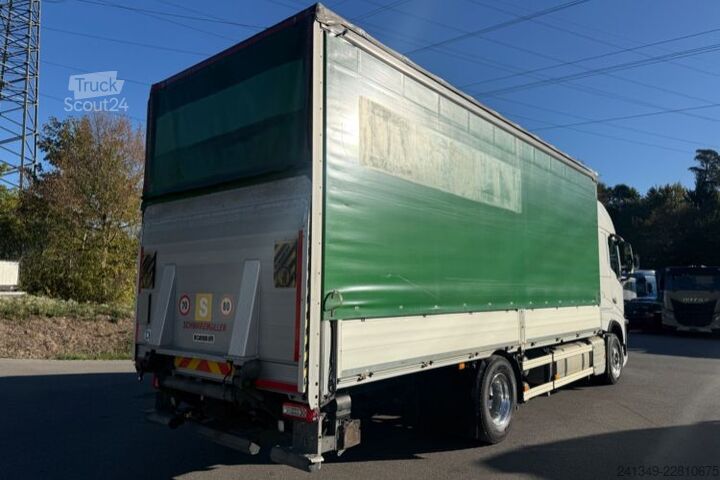 Platformas kravas automašīna ar tentu VOLVO FH-460 4x2 LBW