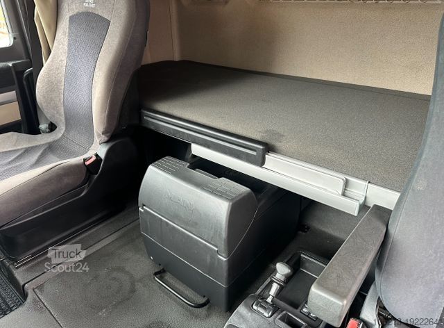 Standardni vlačilec MAN 7x TGX 18.420 TOP ZUSTAND LKWs