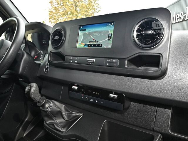 Kastenwagen hoch Mercedes-Benz Sprinter 317 CDI Kasten L2H2 Holz Navi Kamera