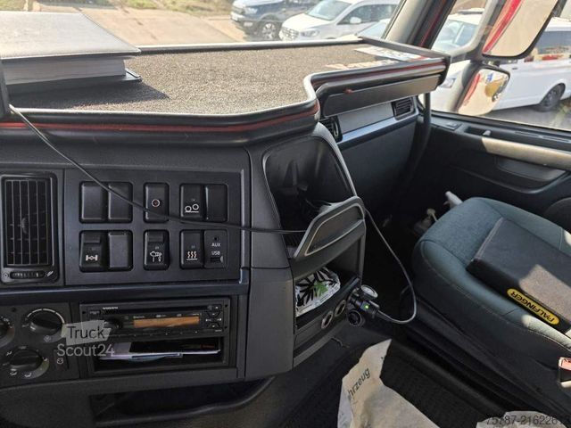 Plato nákladné auto VOLVO FH 460 Globe Baustoffpritsche mit Kran Palfinger