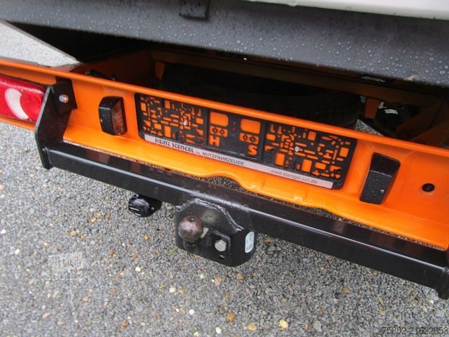 Pick-up van VW T5 TDI *DOKA+6-Sitze+AHK+1-Hand+Modell 2014*