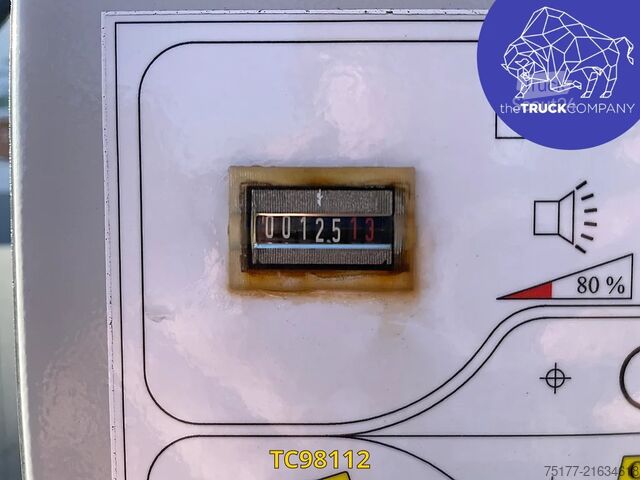 Plate-forme de levage Renault Master Hoogtewerker