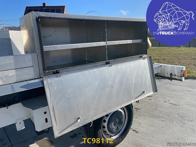 Plate-forme de levage Renault Master Hoogtewerker