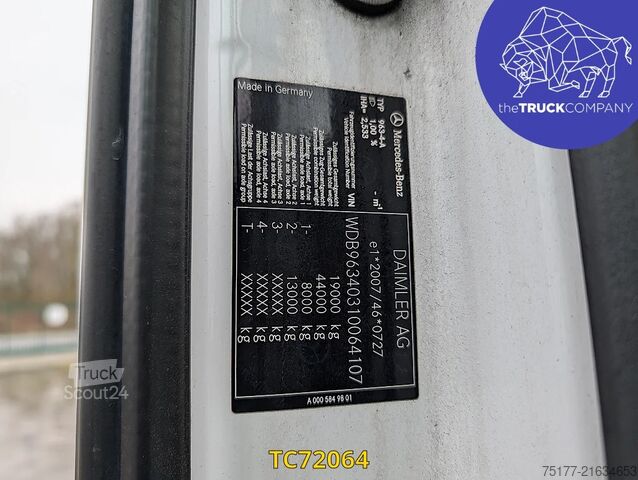 Standard-SZM Mercedes-Benz Actros 1945