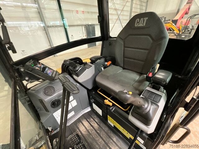 Mini-excavator Caterpillar 302.7 CR