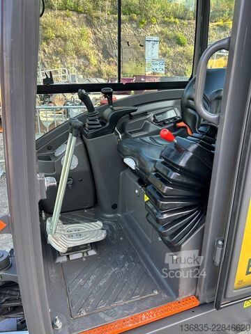 Minirýpadlo Volvo EC 18 E