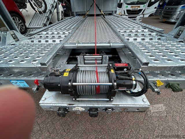 Semiremorcă transportoare de autoturisme  Aksoylu nummer eins im 6 stuck auto transporter