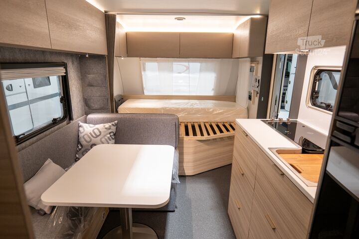 ADRIA ALTEA 552 PK - 60 LET NOVÁ ADRIA ALTEA 552 PK - 60Y