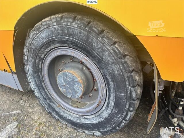Maskin for jordboring Atlas Copco Boomer MC2 tunnel drilling rig.