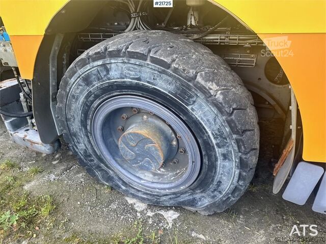 Maskin for jordboring Atlas Copco Boomer MC2 tunnel drilling rig.