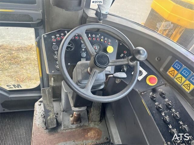Maskin for jordboring Atlas Copco Boomer MC2 tunnel drilling rig.
