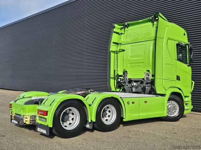 Standartinis-SZM Scania S770 V8 / 6X4 / FULL AIR / RETARDER /