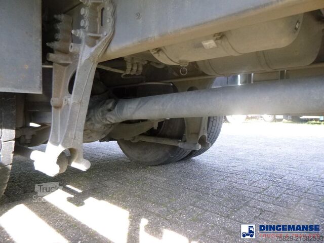 Transport refrigerat/congelat D.A.F. LF 250 FA 4X2 Carrier Supra 750 frigo