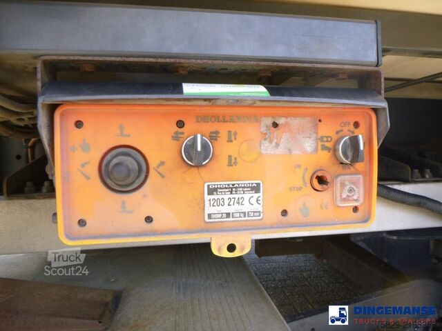 Transport refrigerat/congelat D.A.F. LF 250 FA 4X2 Carrier Supra 750 frigo