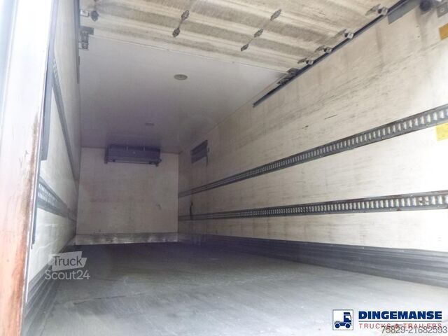 Transport refrigerat/congelat DAF LF 250 FA 4X2 Carrier Supra 750 frigo