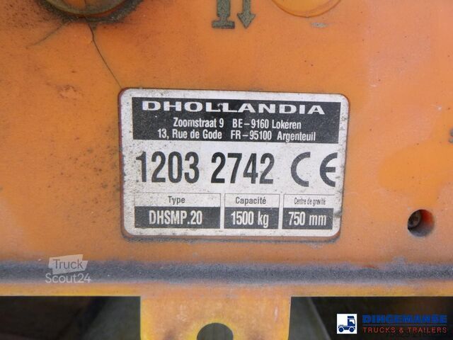 Transport refrigerat/congelat DAF LF 250 FA 4X2 Carrier Supra 750 frigo