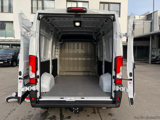 Mikroautobusas FIAT Ducato 35 L2H2 AHK CarPlay RüKa Allwetterreifen