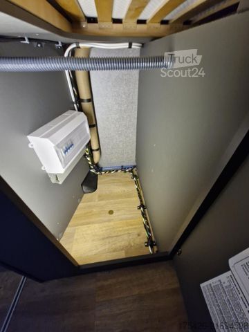 Integriertes Wohnmobil DETHLEFFS Trend I 7057 EB *Dach-Klima*Solar+Lithium*AHK*