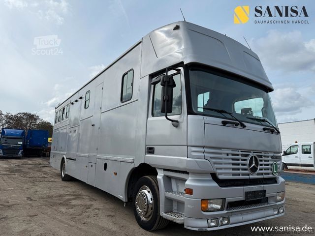 Veewagen MERCEDES-BENZ Actros1831 /Pferdetransporter/7 Boxen/Wohabteil