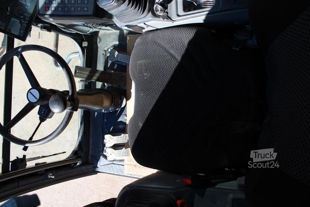 Escavadora sobre rodas LIEBHERR A 918 Compact - Nr.: 456