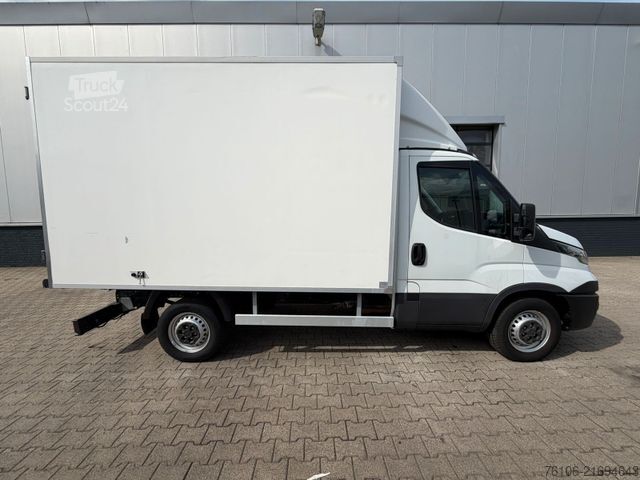 Refrigerator body van IVECO Daily 35S14 Hi Matic Tiefkühlkoffer MOTORSCHADE
