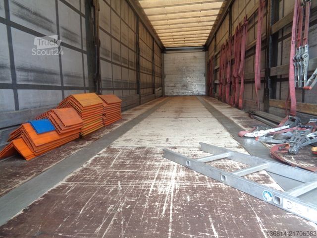 Auflieger mit Pritsche & Plane SCHWARZMÜLLER J-Serie Staplerhalterung Lift- + Lenkachse