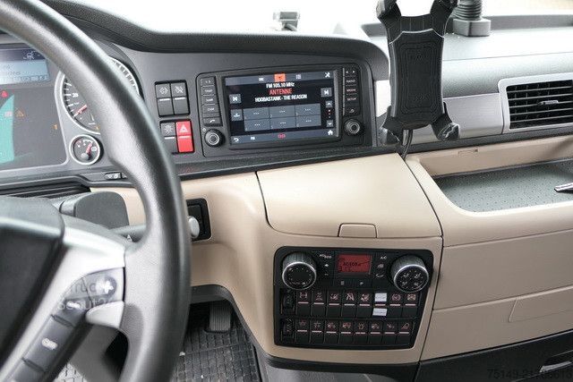 Standard dragbil MAN 18.420 TGX 4x2. Spoiler, Intarder, Alu-Felgen