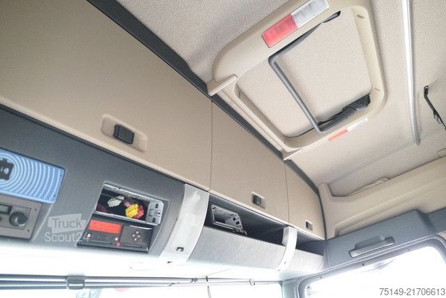 Standard dragbil MAN 18.420 TGX 4x2. Spoiler, Intarder, Alu-Felgen