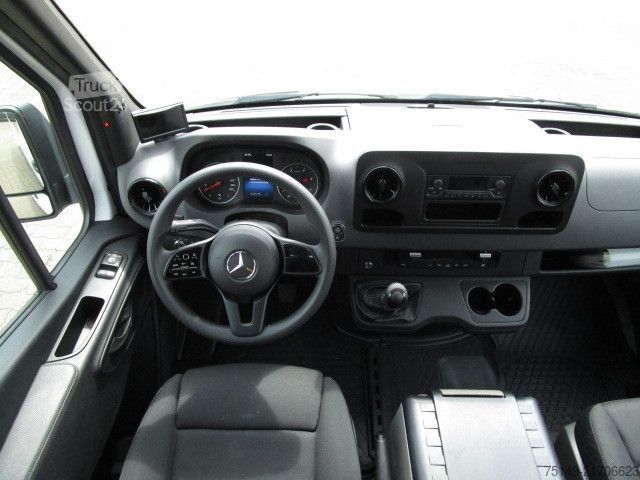 Мікроавтобус MERCEDES-BENZ 317 CDI Sprinter/Klima/Schlafsitze/Kühlbox