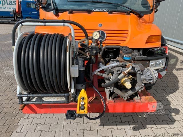 Annan UNIMOG 405/10 4x4 U300*Erst2000h*Streuer*Manuell*Welle