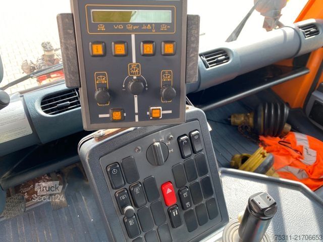 Annan MERCEDES-BENZ 405/10 4x4 U300 Unimog*Erst2000h*Streuer*Manuell