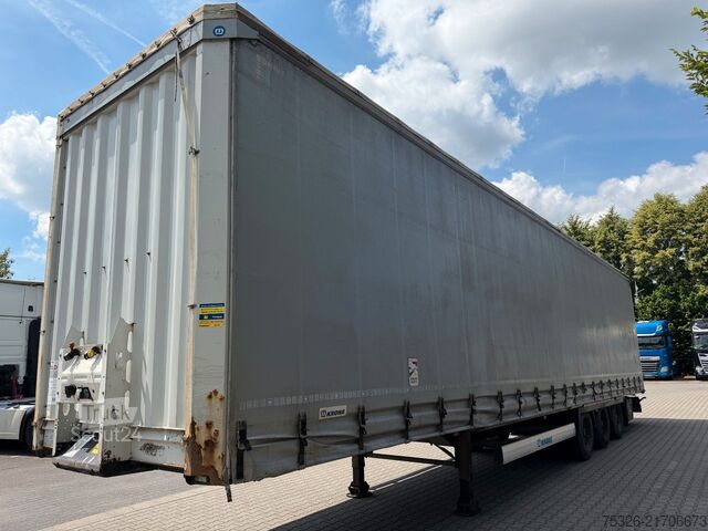Otvorený náves s plachtou KRONE Curtainsider Mega