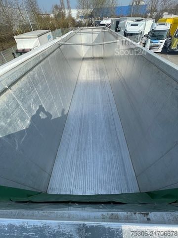 Semirremolque con piso móvil STAS bioSTAR 91,3 cbm