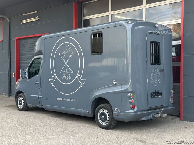 Prepravník dobytka RENAULT Master 125 2.3dci Sattelkammer KlimaKameraLeder